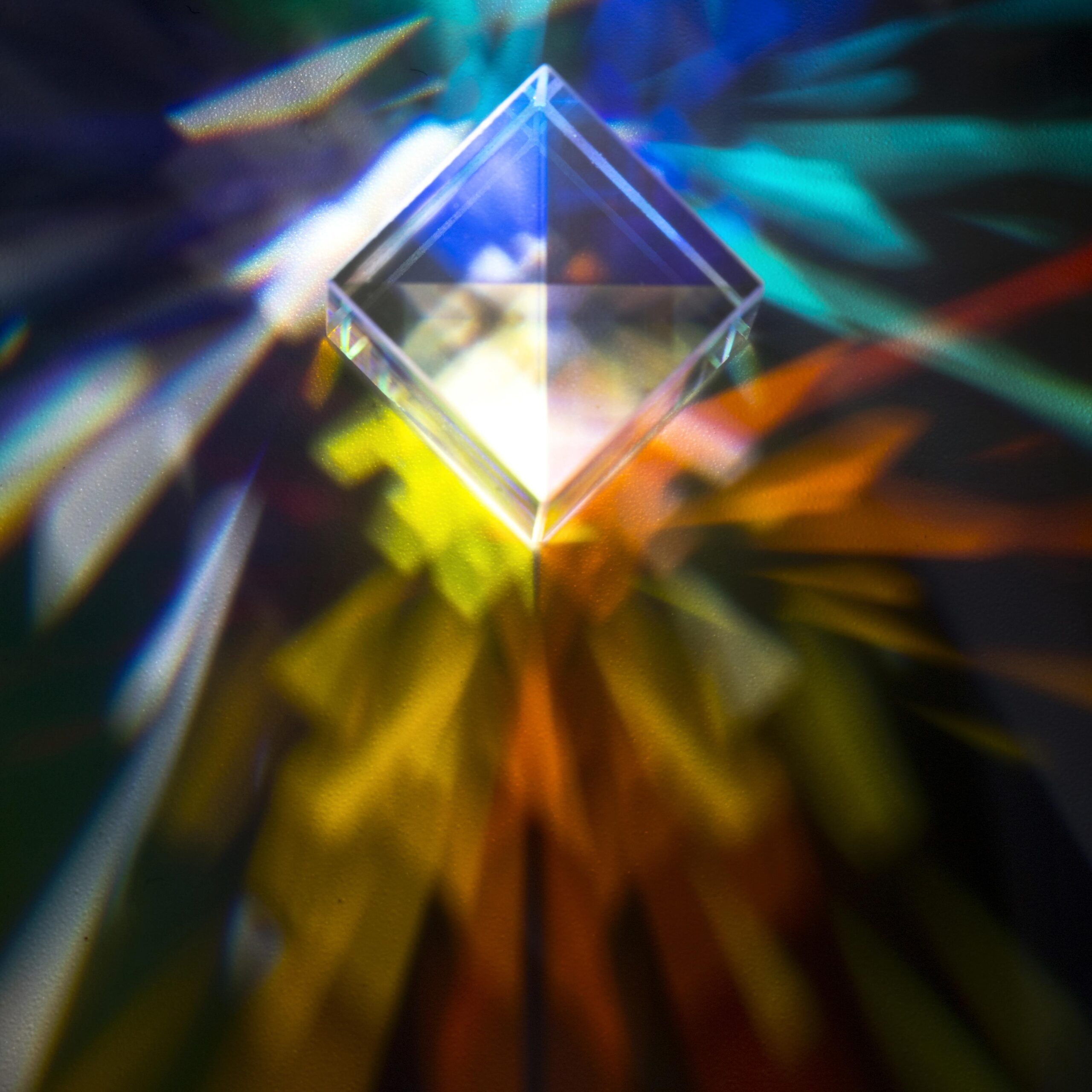 prism-dispersing-colorful-lights